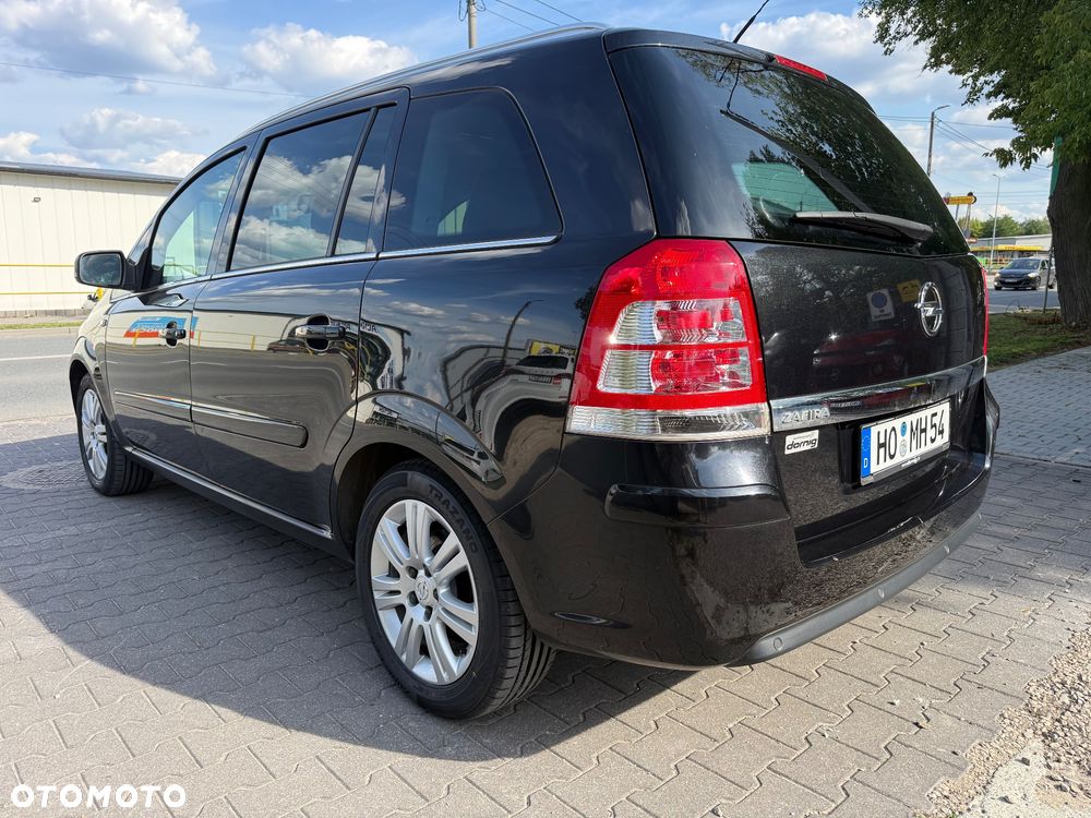 Opel Zafira 1.8 Cosmo - 10
