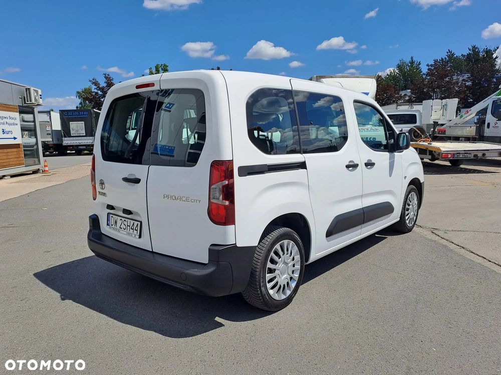Toyota Proace City Verso 1.5 D-4D Business - 8