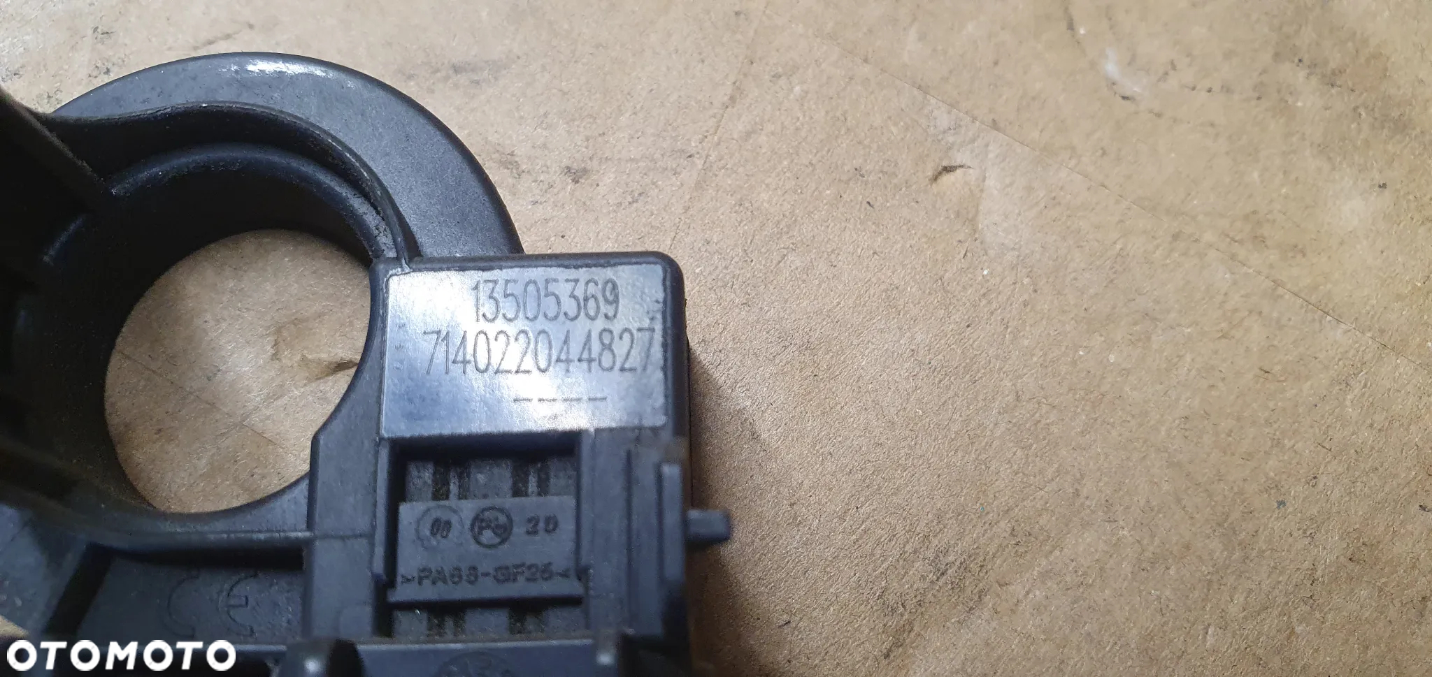 Czujnik natężenia prądu akumulatora Opel Zafira C 13505369 - 5