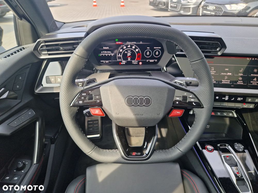 Audi RS3 Limousine - 9