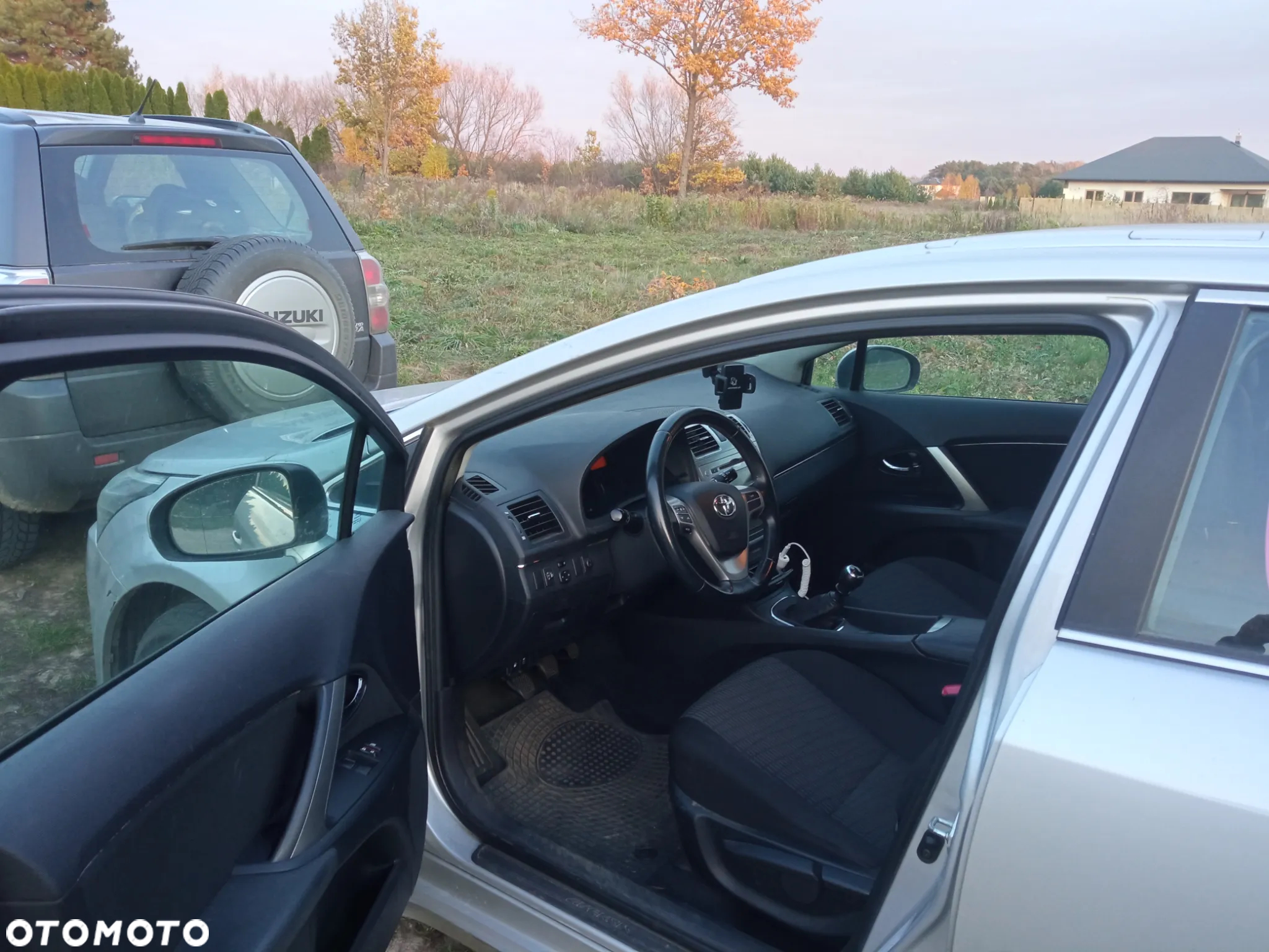 Toyota Avensis 2.0 D-4D Active - 19