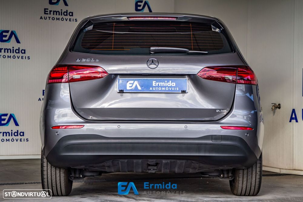 Mercedes-Benz B 250 2023 photo 5