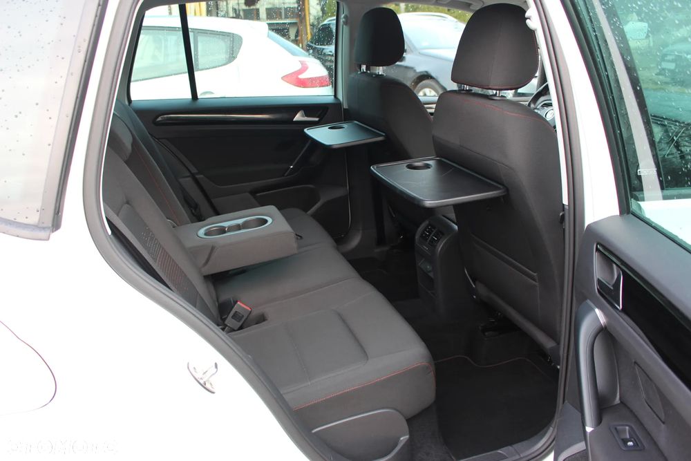 Volkswagen Golf Sportsvan 2.0 TDI (BlueMotion Technology) Sound - 19