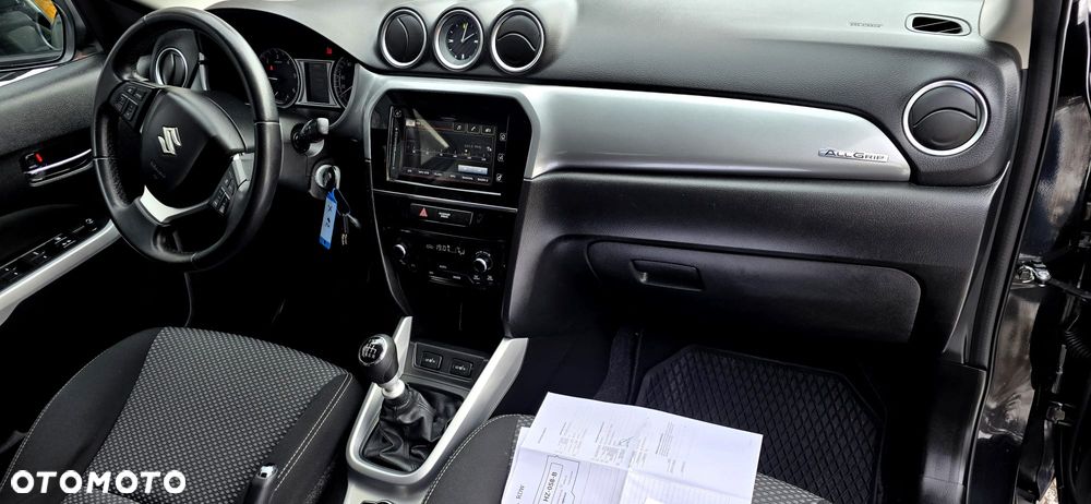 Suzuki Vitara 1.6 DDiS (4x4) Allgrip Comfort - 36