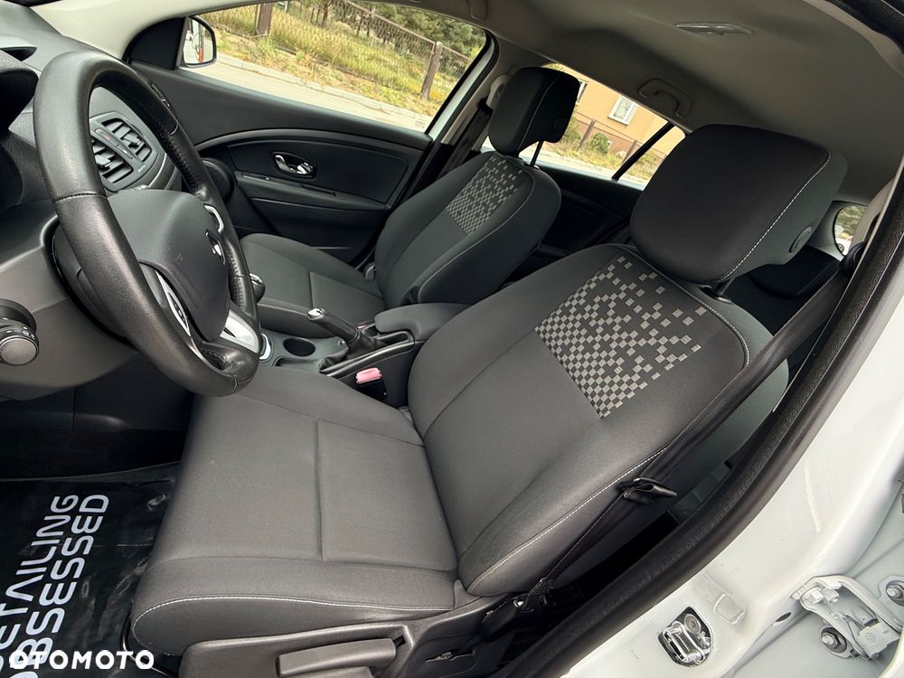 Renault Megane 1.6 16V Dynamique - 24