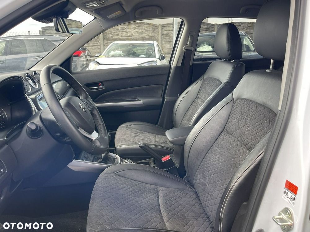 Suzuki Vitara 1.4 Boosterjet SHVS Elegance 4WD - 10