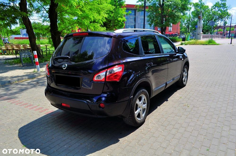 Nissan Qashqai+2 - 4