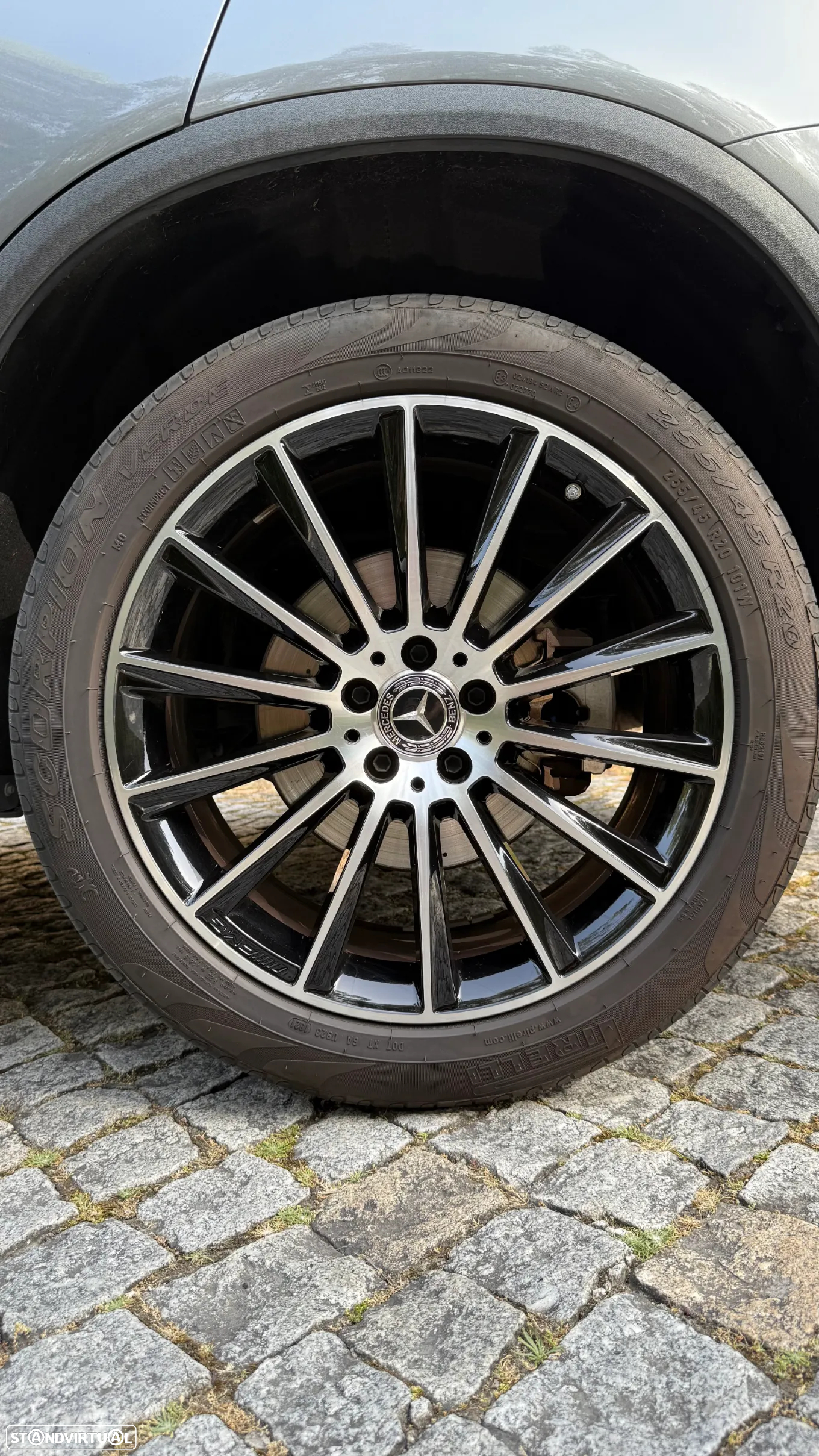 Mercedes-Benz GLC 300 e 4Matic - 9