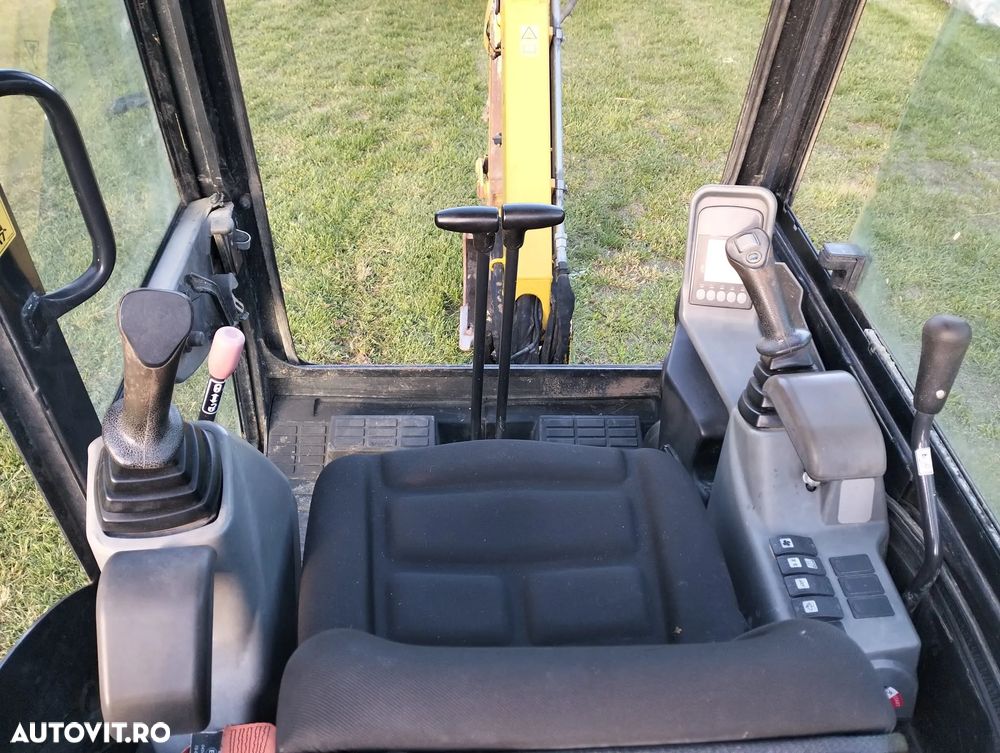 Yanmar SV16 - 9