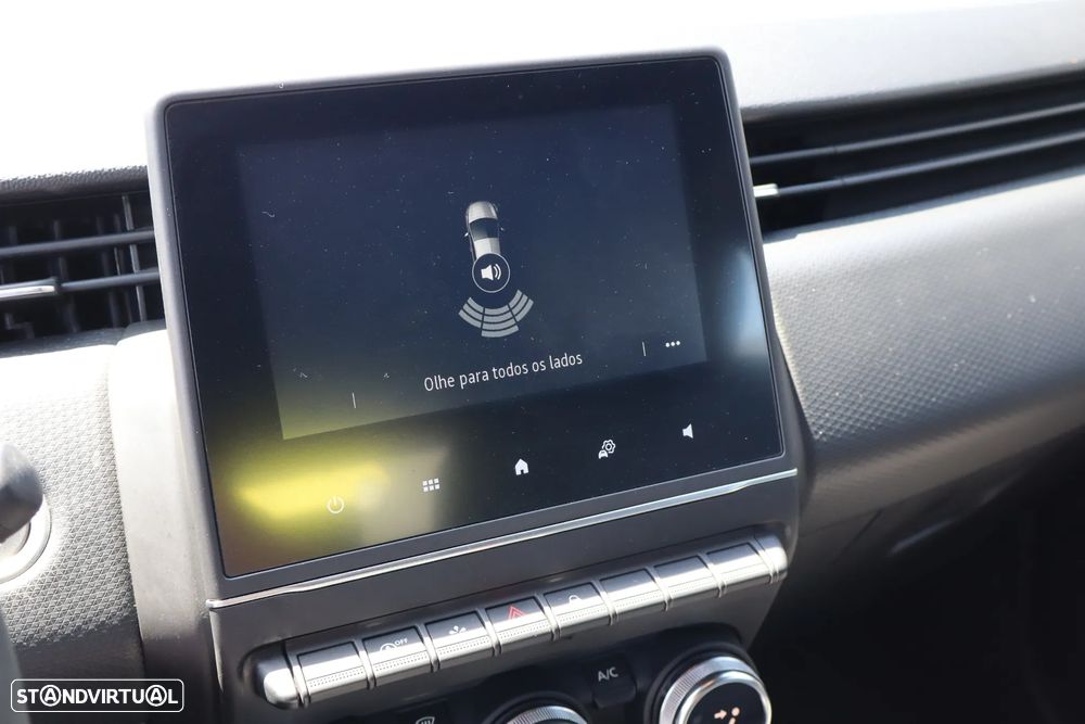 Renault Clio 1.0 TCe Intens Bi-Fuel - 30