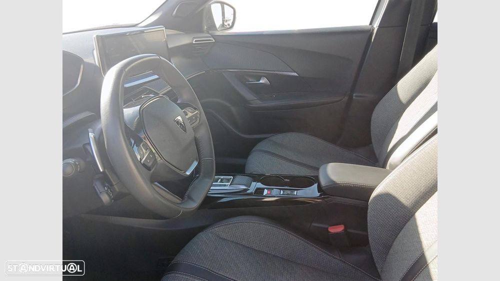 Peugeot 2008 1.2 Hybrid Allure e-DCS6 - 14