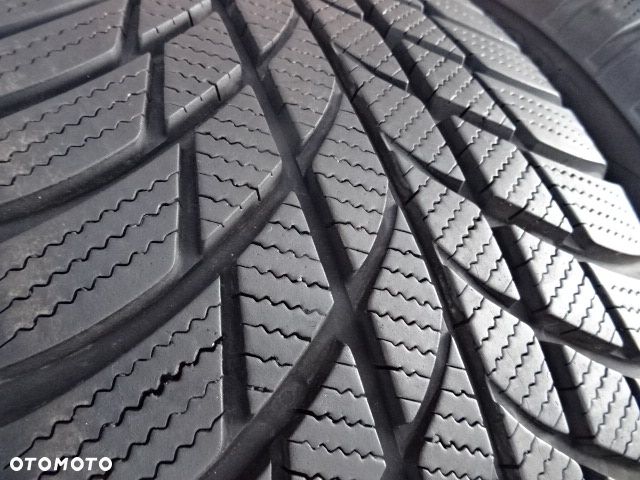 225/45/R18 91H Bridgestone Blizzak LM001 - 4