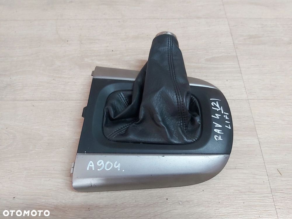 Toyota Rav4 II mieszek ramka lewarka zmiany biegów LIFT 458821-2030 - 1