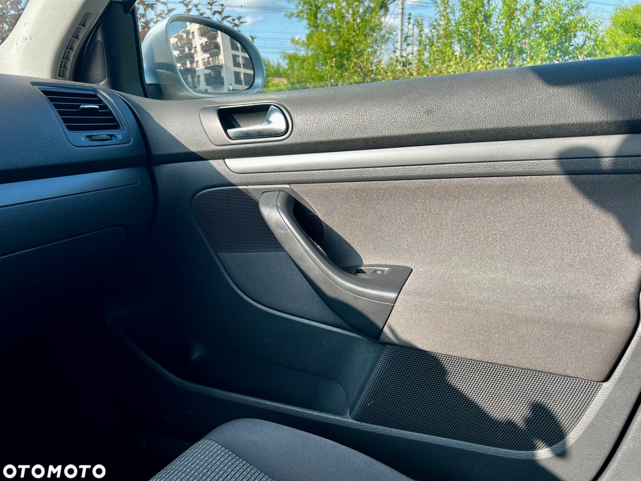 Volkswagen Golf V 1.9 TDI Trendline - 8