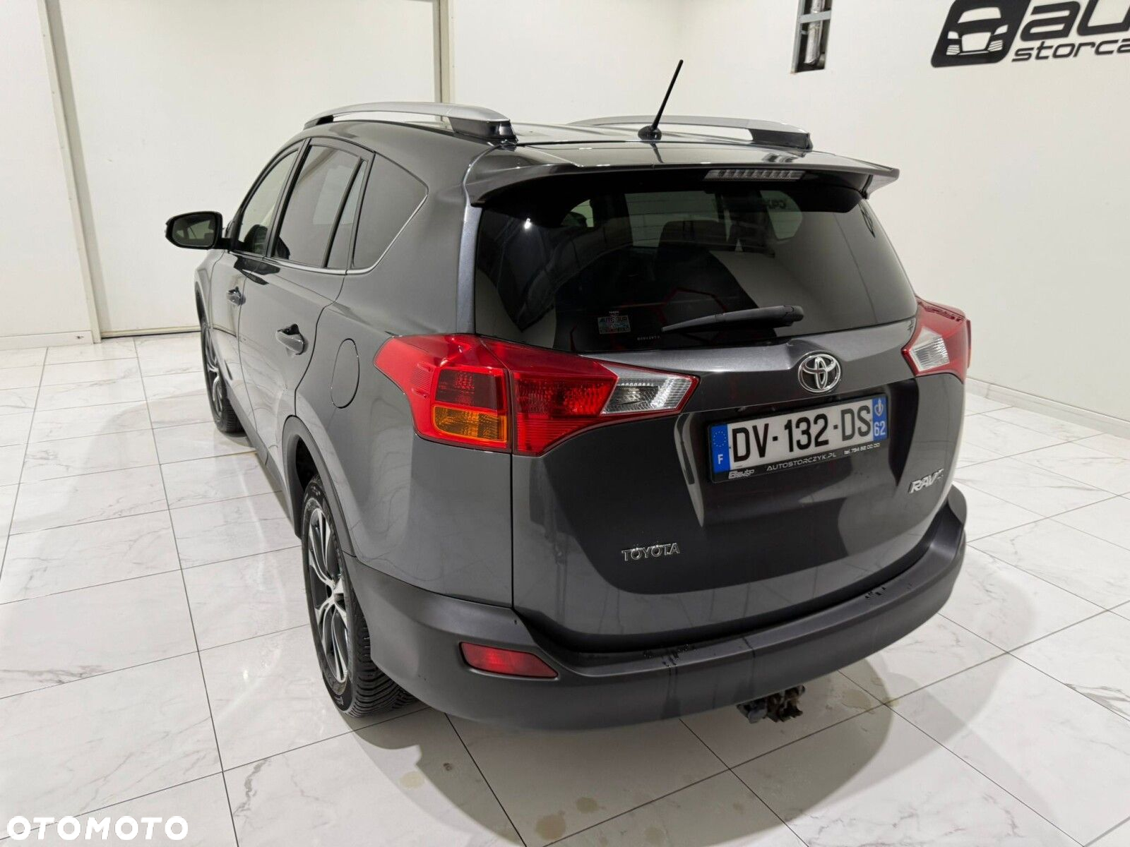 Toyota RAV4 - 11