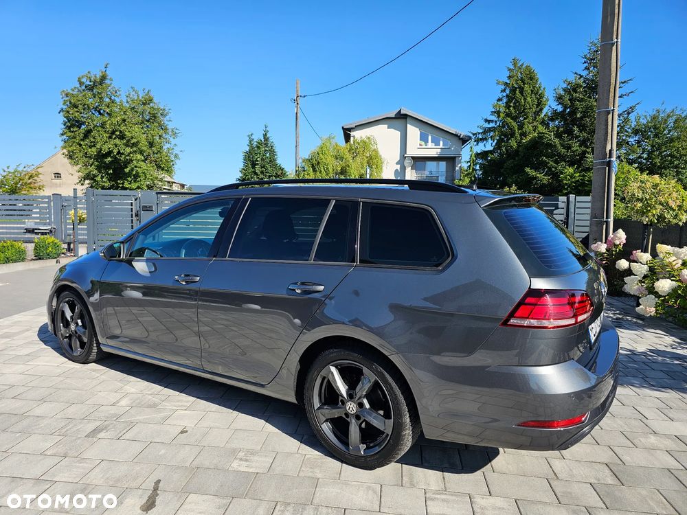 Volkswagen Golf - 9