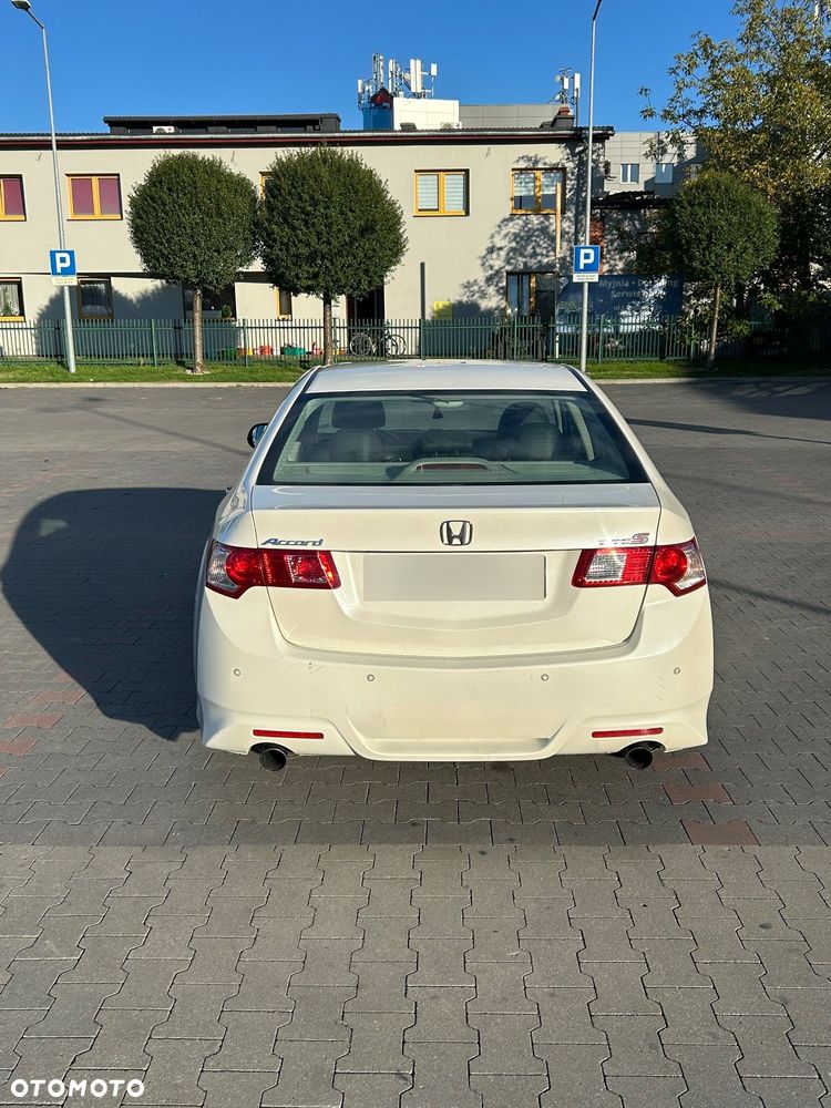 Honda Accord 2.4 Executive - 4