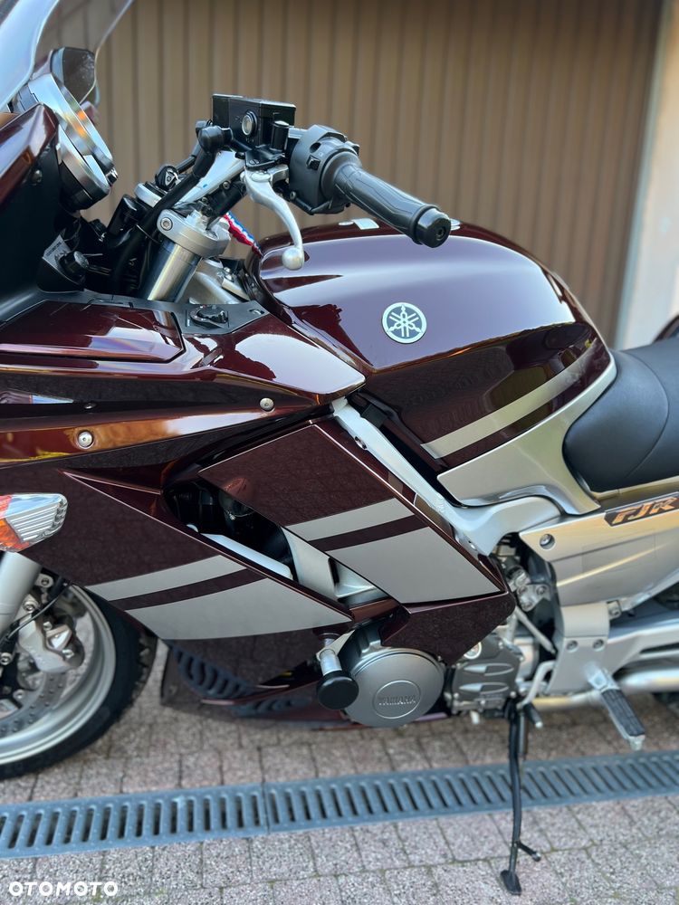 Yamaha FJR - 20