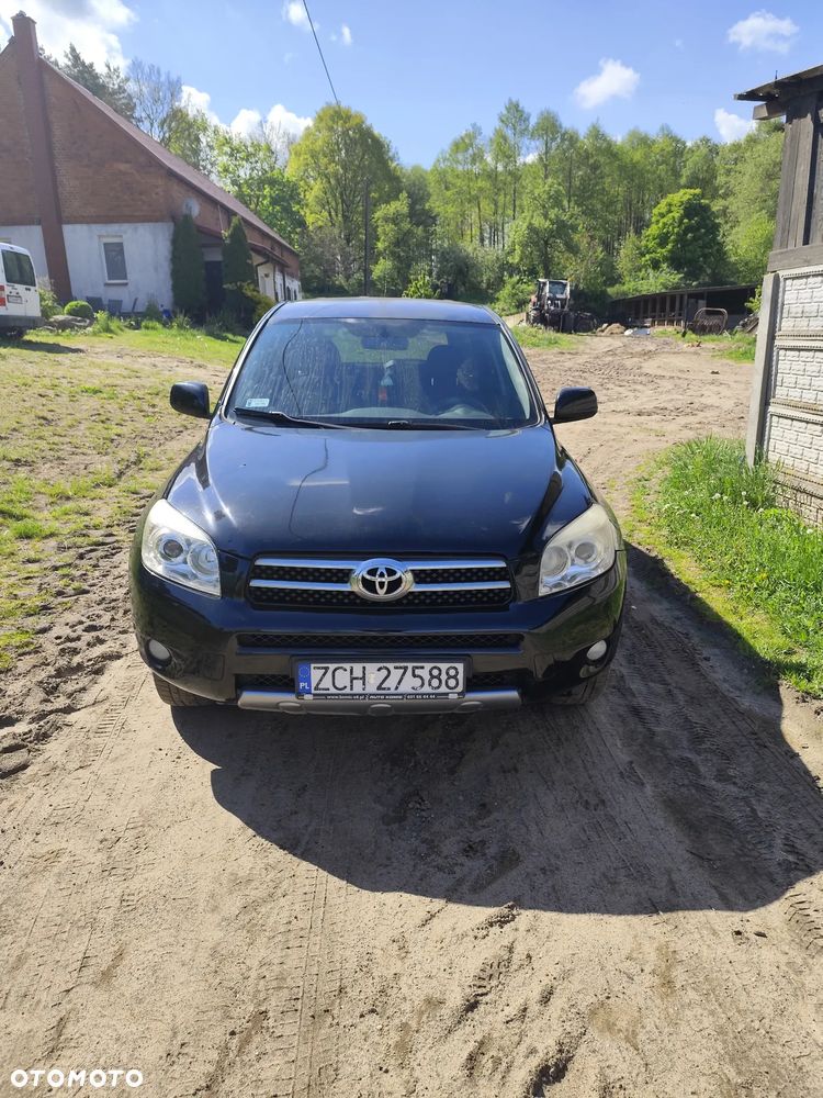 Toyota RAV4 2.2 D-4D 4x4 - 2