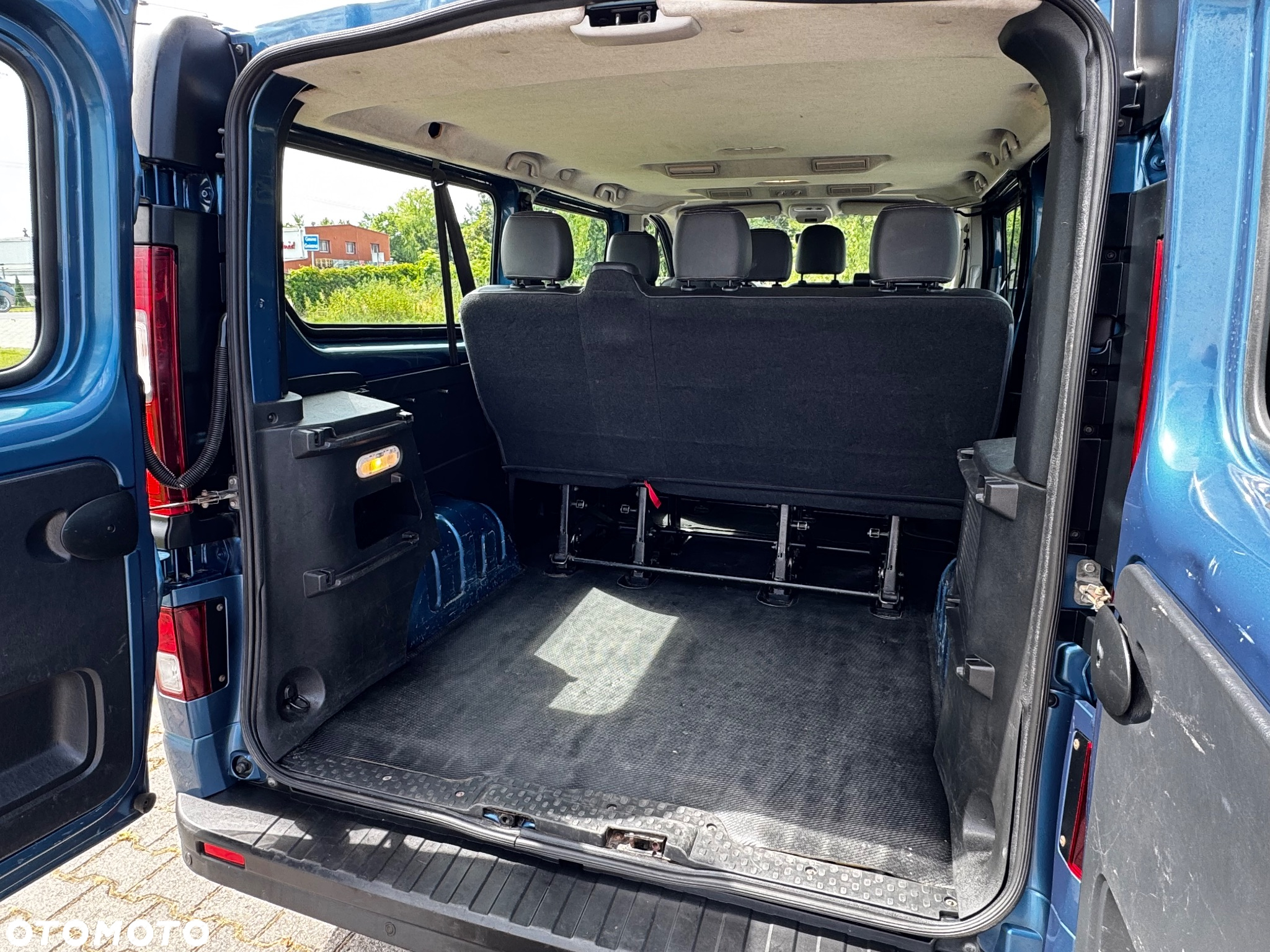 Opel Vivaro - 7