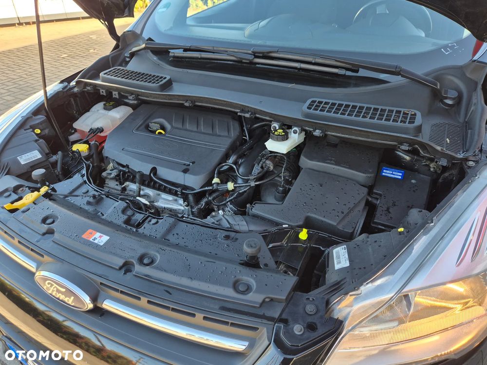 Ford Kuga - 40