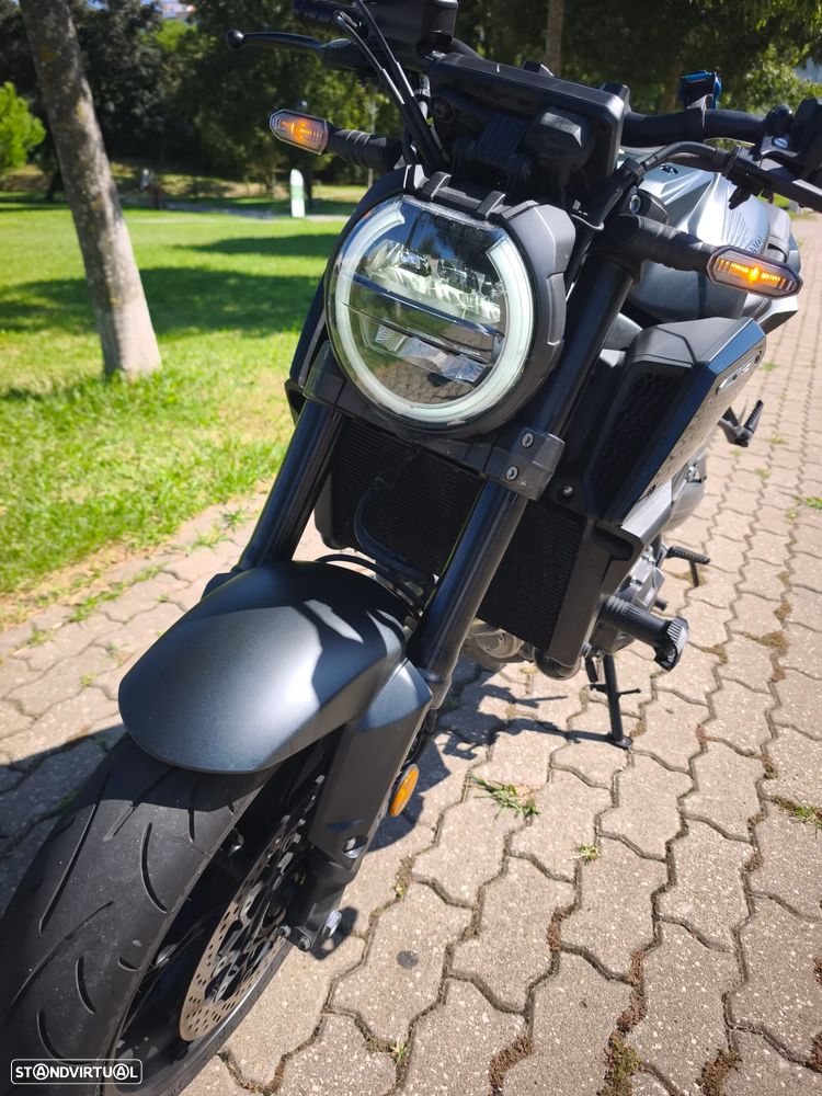 Honda CB 650R - 6