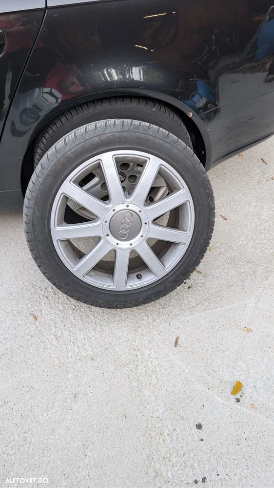 Audi A4 Avant 2.0 TDI - 9