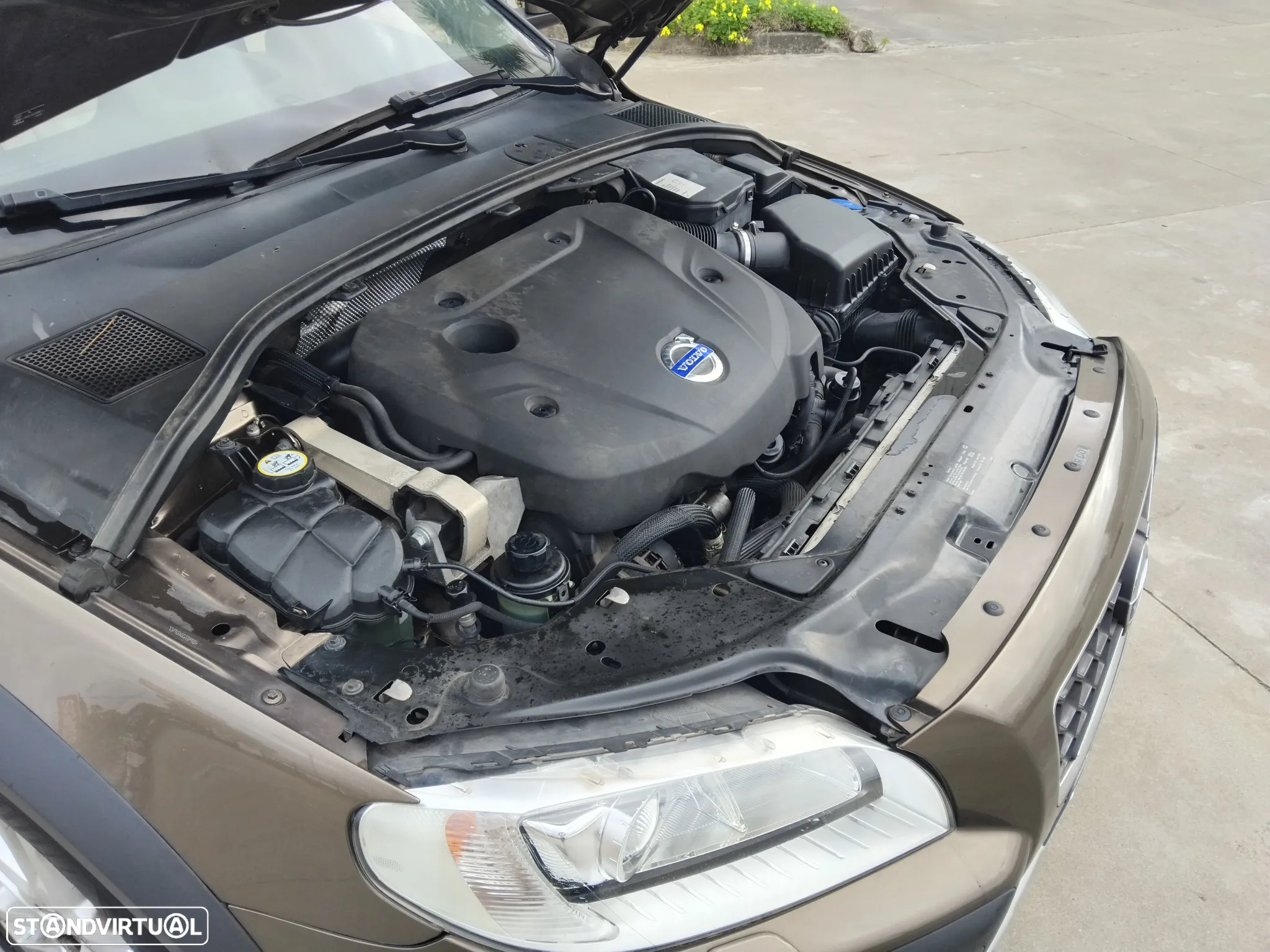 Volvo XC 70 2.0 D4 Summum Dynamic Geartronic - 15