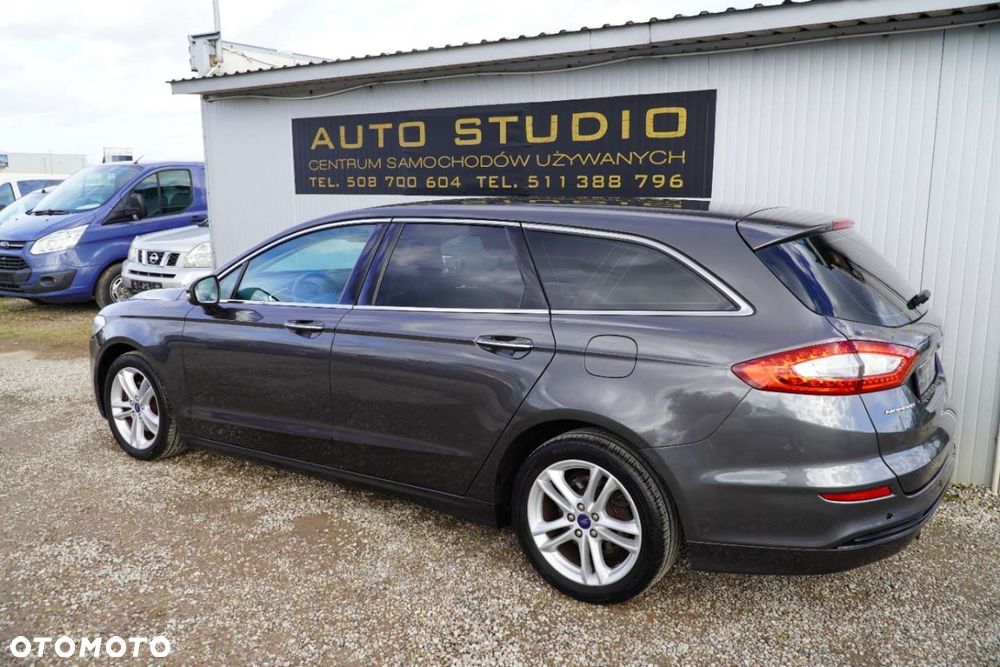 Ford Mondeo - 35