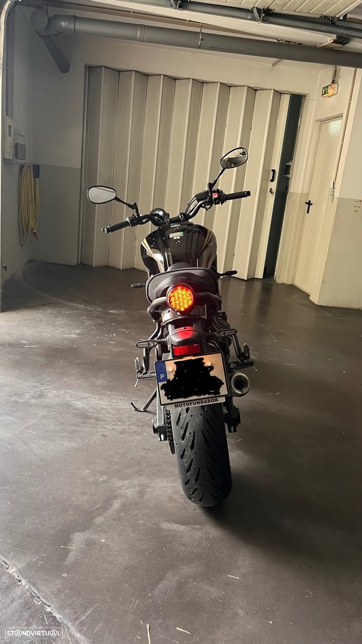 Yamaha XSR 700 - 4