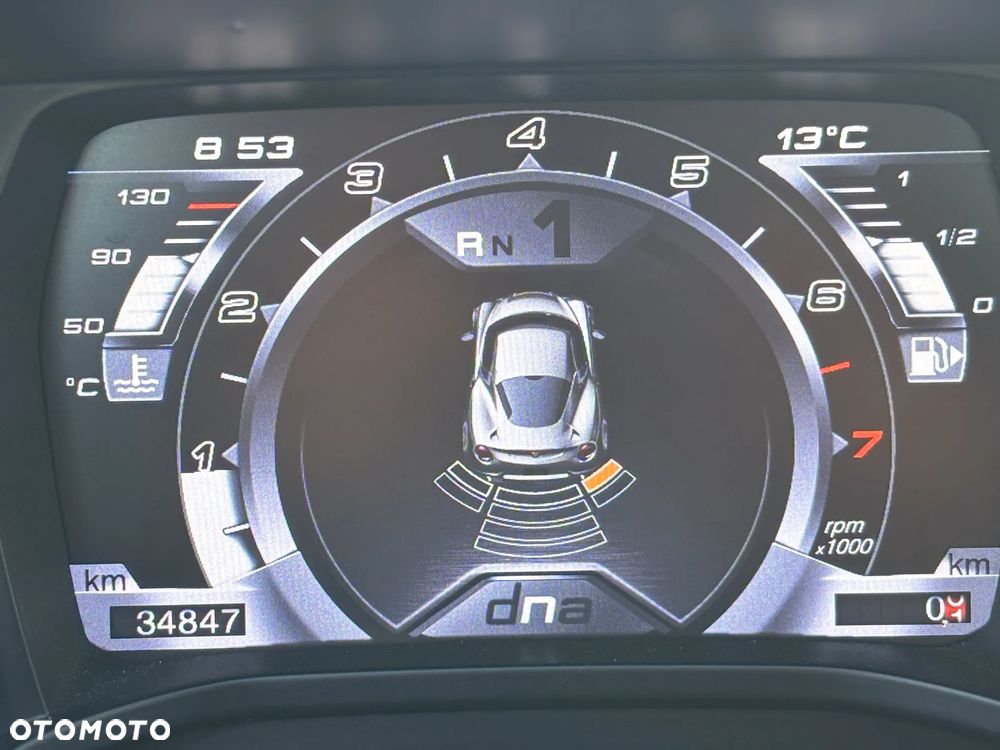 Alfa Romeo 4C - 36