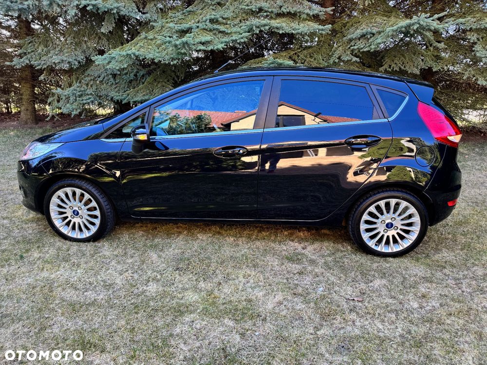 Ford Fiesta 1.6 Ti-VCT Titanium - 2