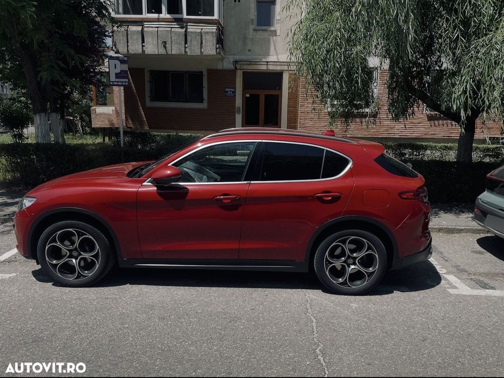 Alfa Romeo Stelvio 2.0 Turbo 16V AT8-Q4 Lusso Ti - 5