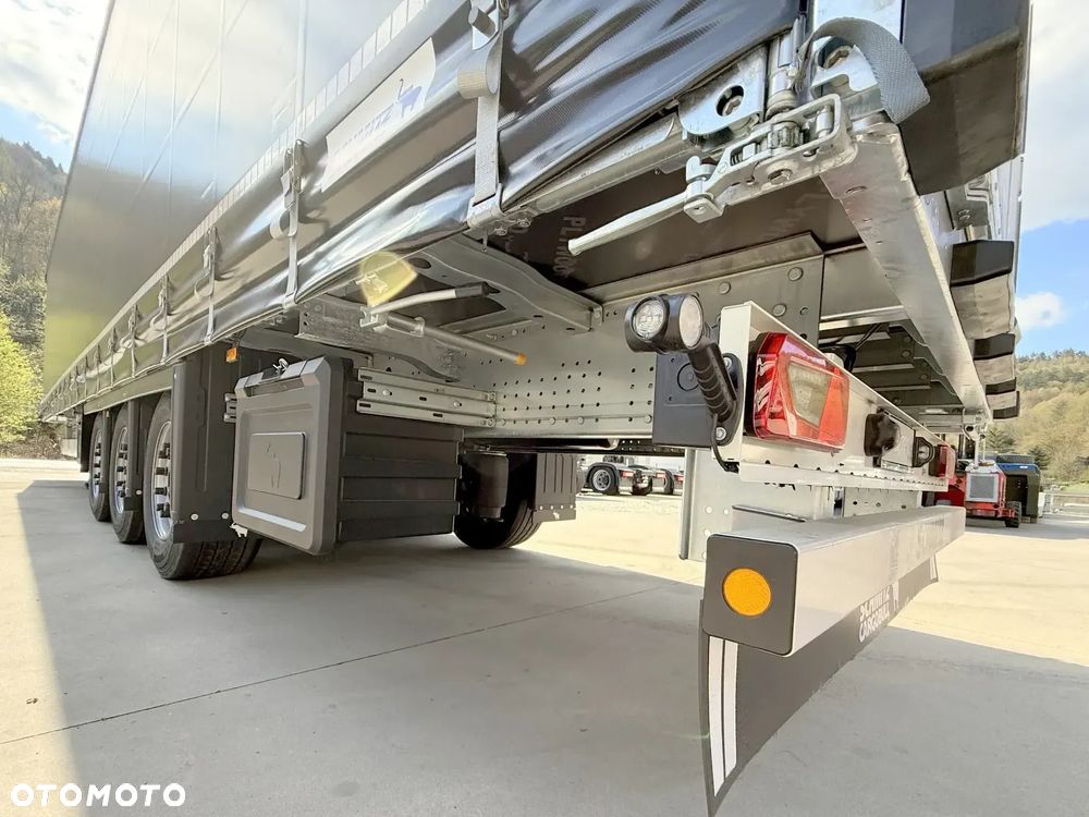 Schmitz Cargobull MEGA VARIOS - 30