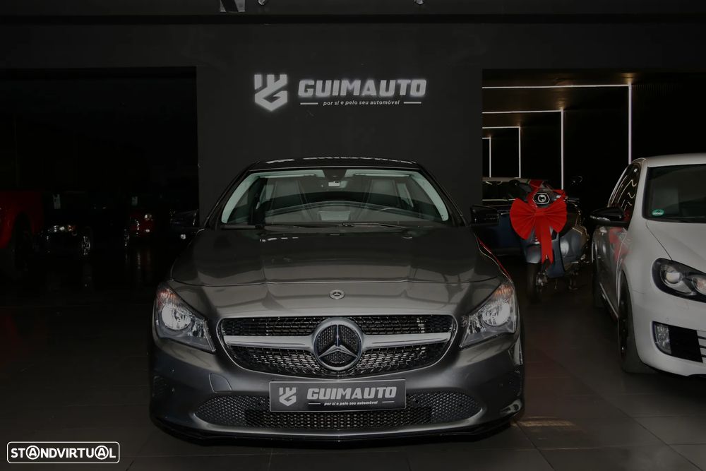 Mercedes-Benz CLA 180 Shooting Brake d Urban - 25