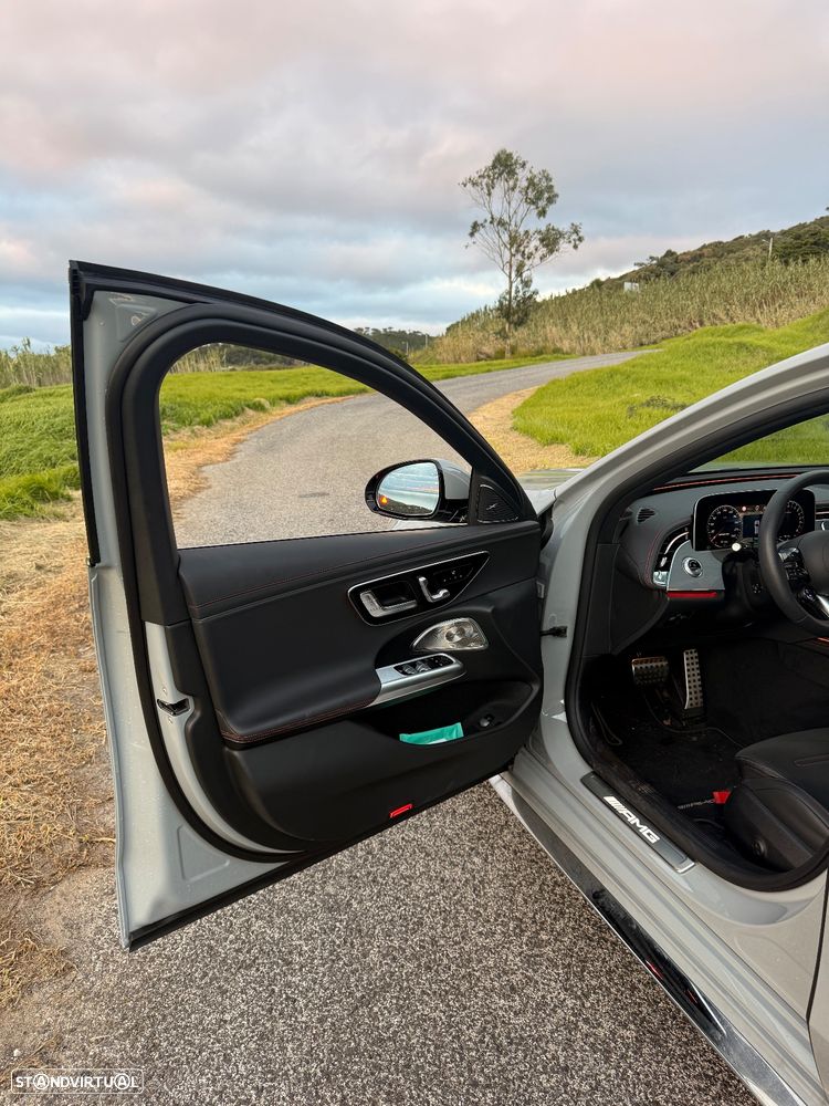 Mercedes-Benz E 53 AMG T HYBRID 4Matic+ SpeedshiftFT TCT 9G - 4