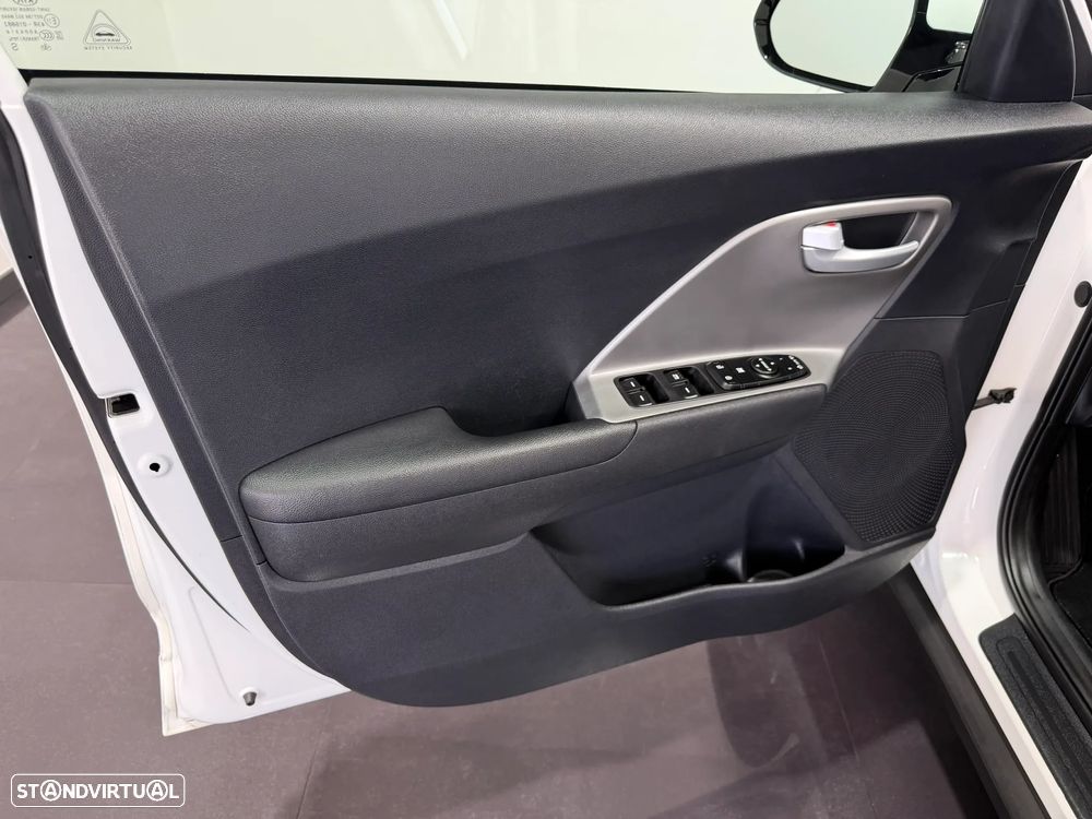 Kia Niro 1.6 GDi PHEV Urban - 19