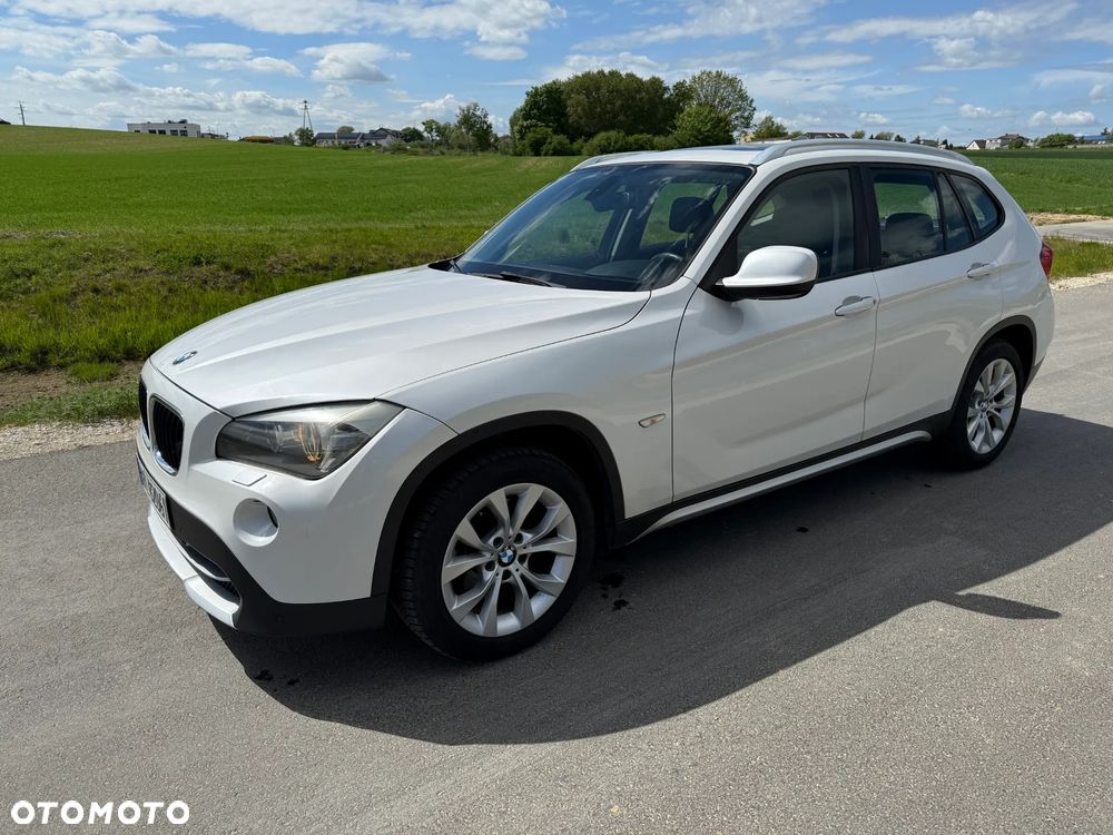 BMW X1 xDrive18d xLine - 14