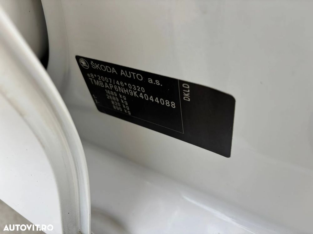Skoda RAPID 1.0 TSI Ambition - 35