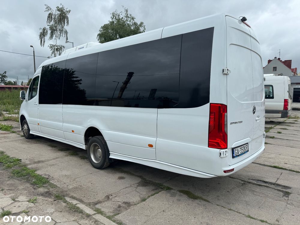 Mercedes-Benz Sprinter - 3