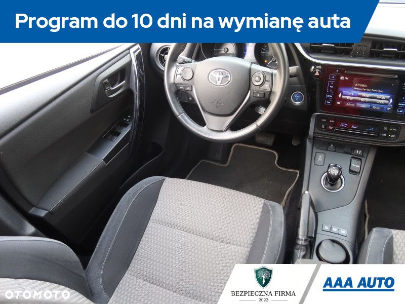 Toyota Auris - 8