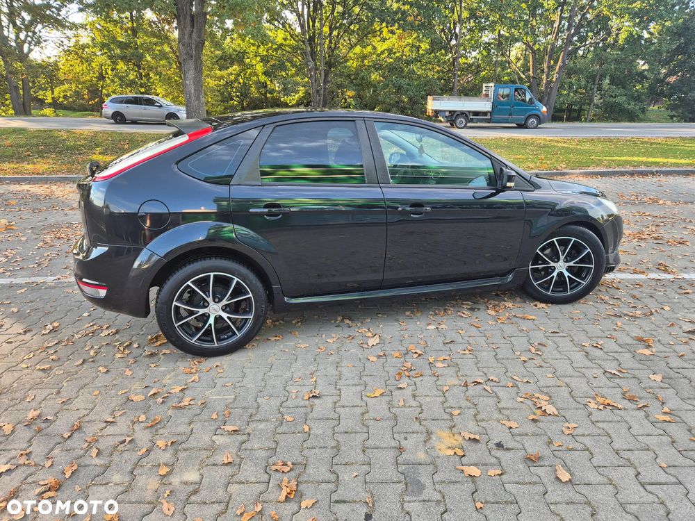Ford Focus - 11
