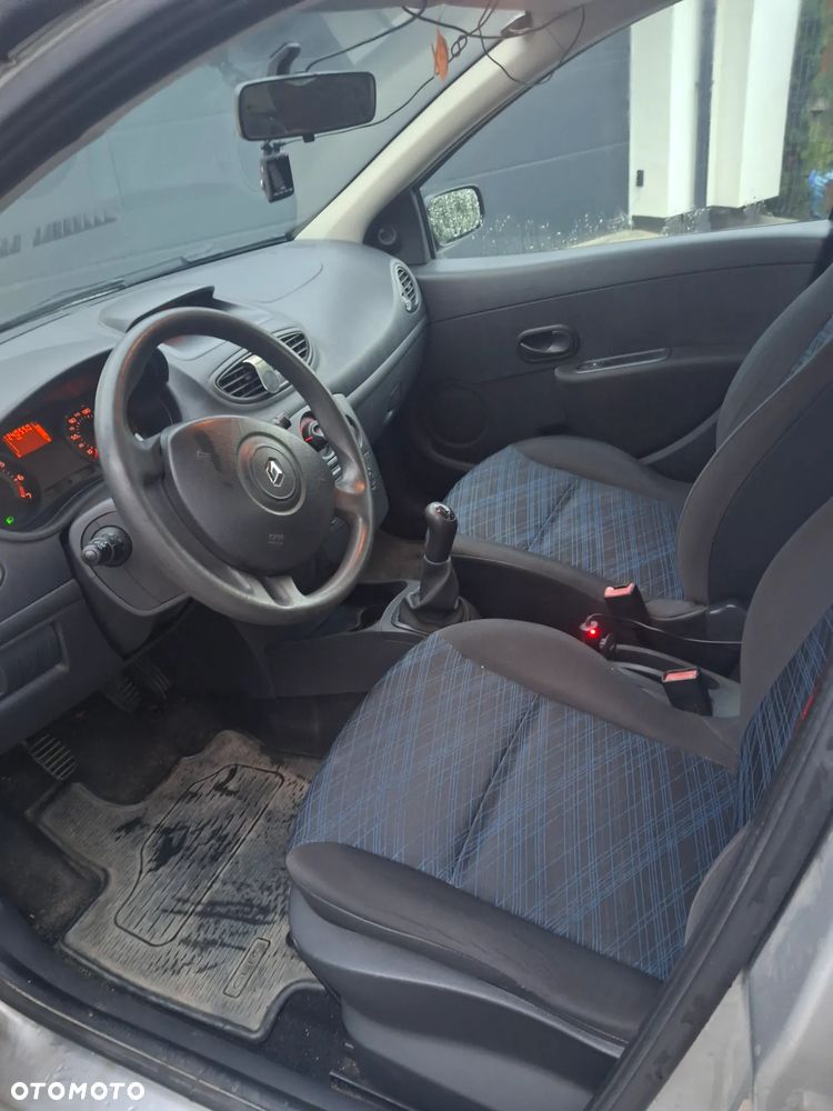 Renault Clio 1.2 16V Tech Run Euro5 - 9