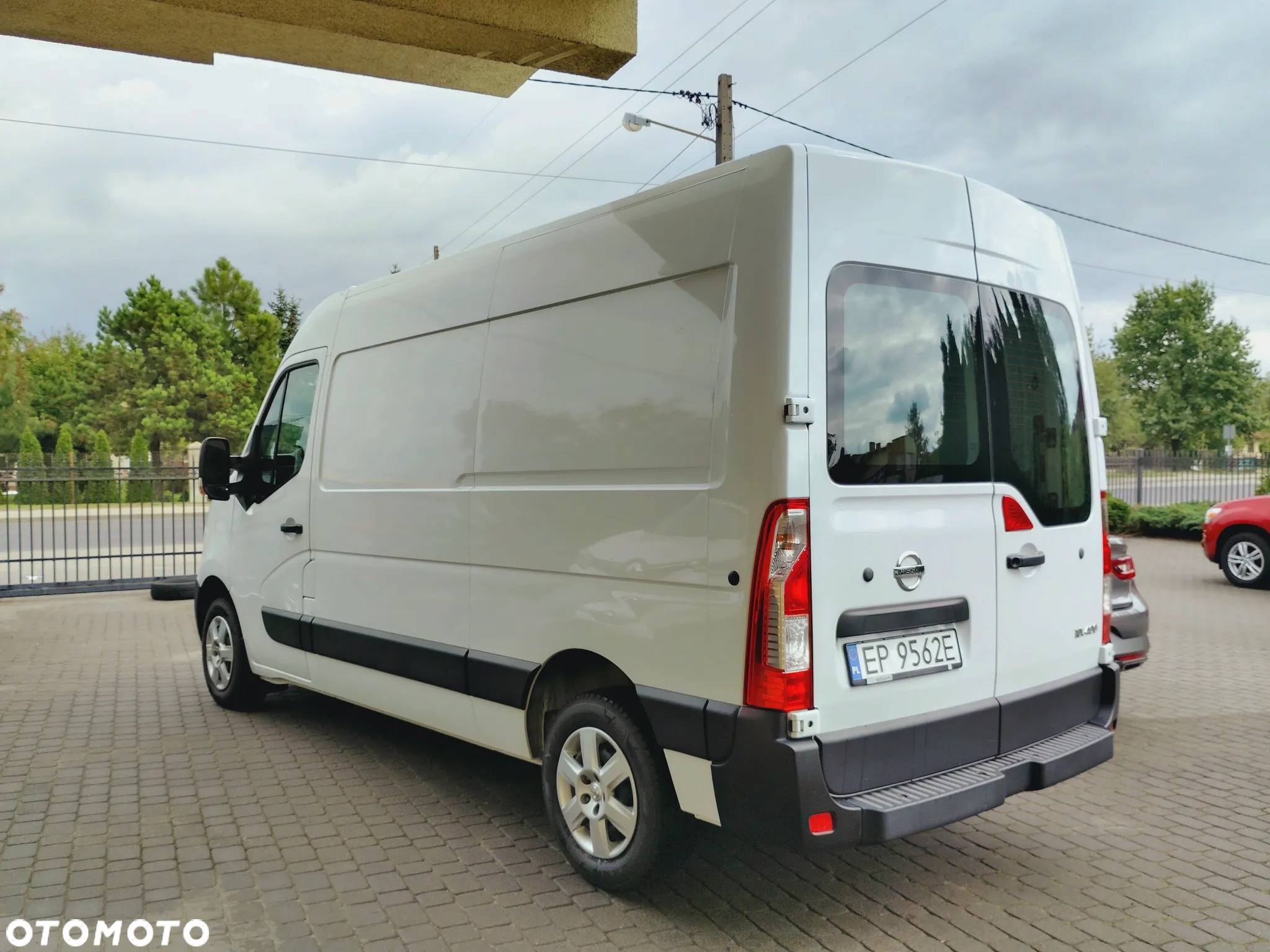 Nissan NV400 - 8