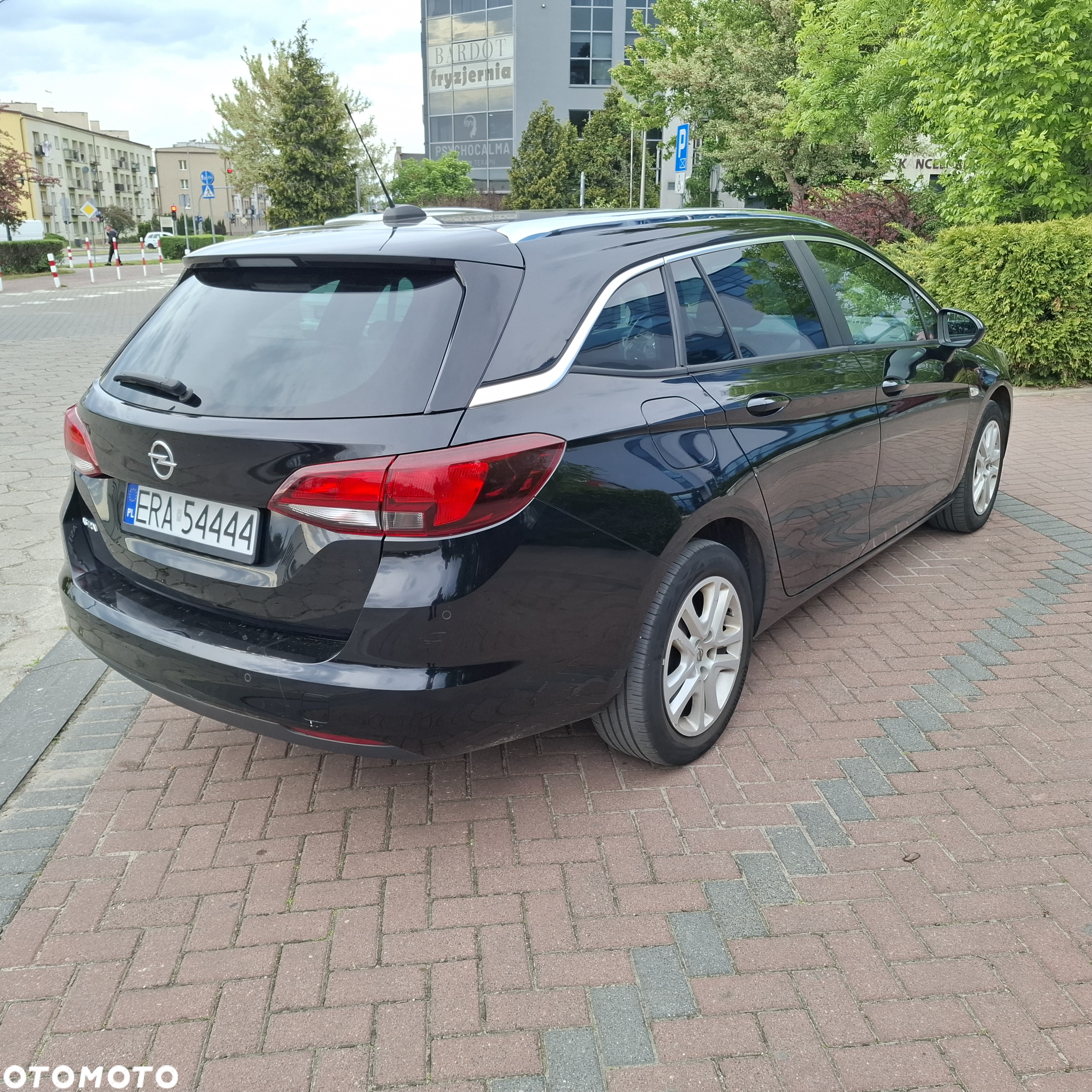 Opel Astra 1.4 Turbo Sports Tourer Edition - 4