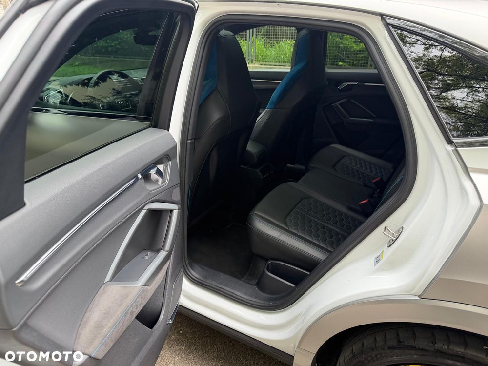 Audi RS Q3 2.5 TFSI quattro S tronic - 15