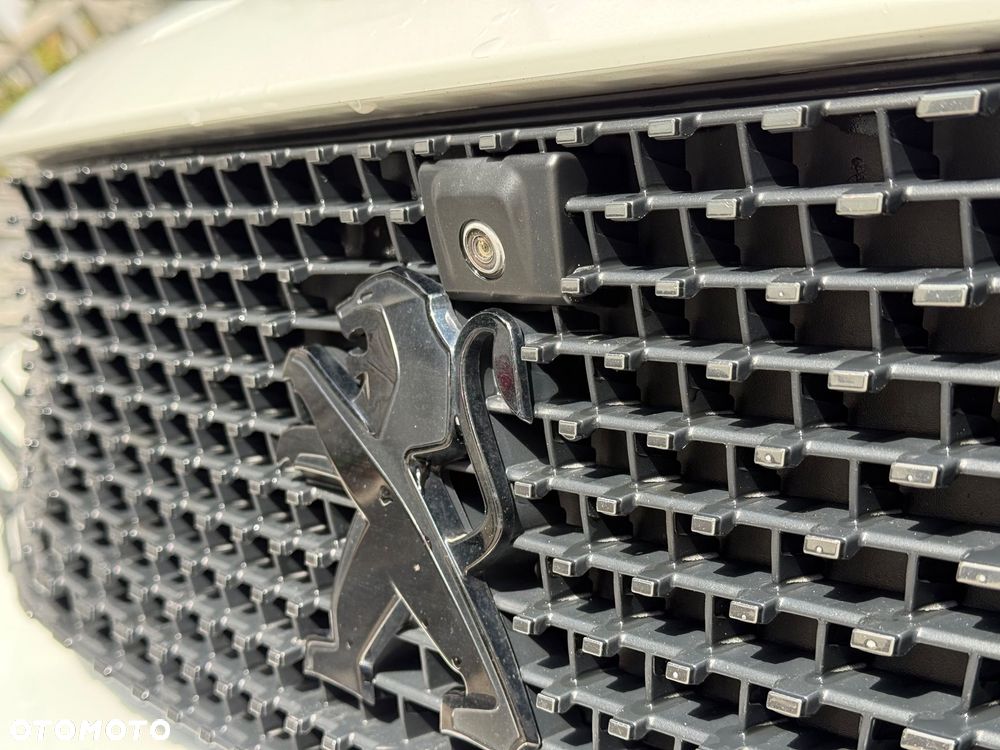 Peugeot 3008 1.6 PureTech GT S&S EAT8 - 10