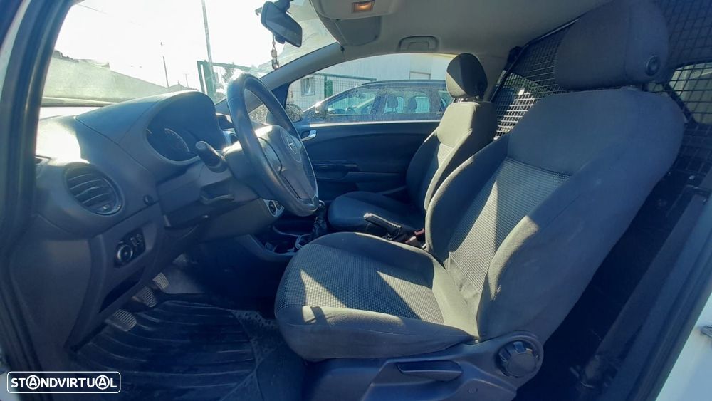 Opel Corsa 1.3 CDTi - 10