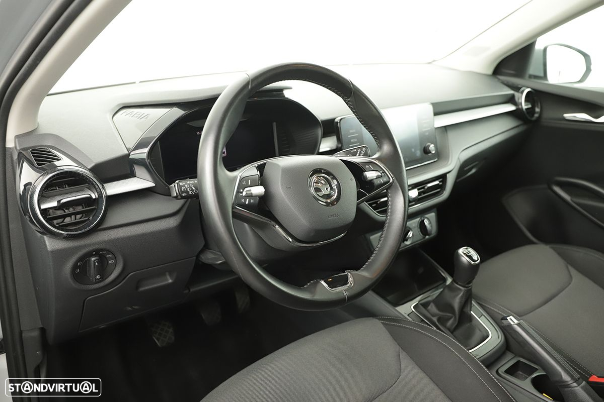 Skoda Fabia 1.0 TSI First Edition - 7
