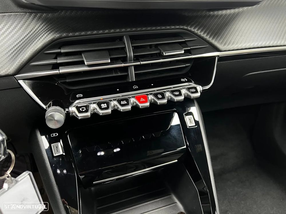 Peugeot 2008 1.2 PureTech Allure - 41